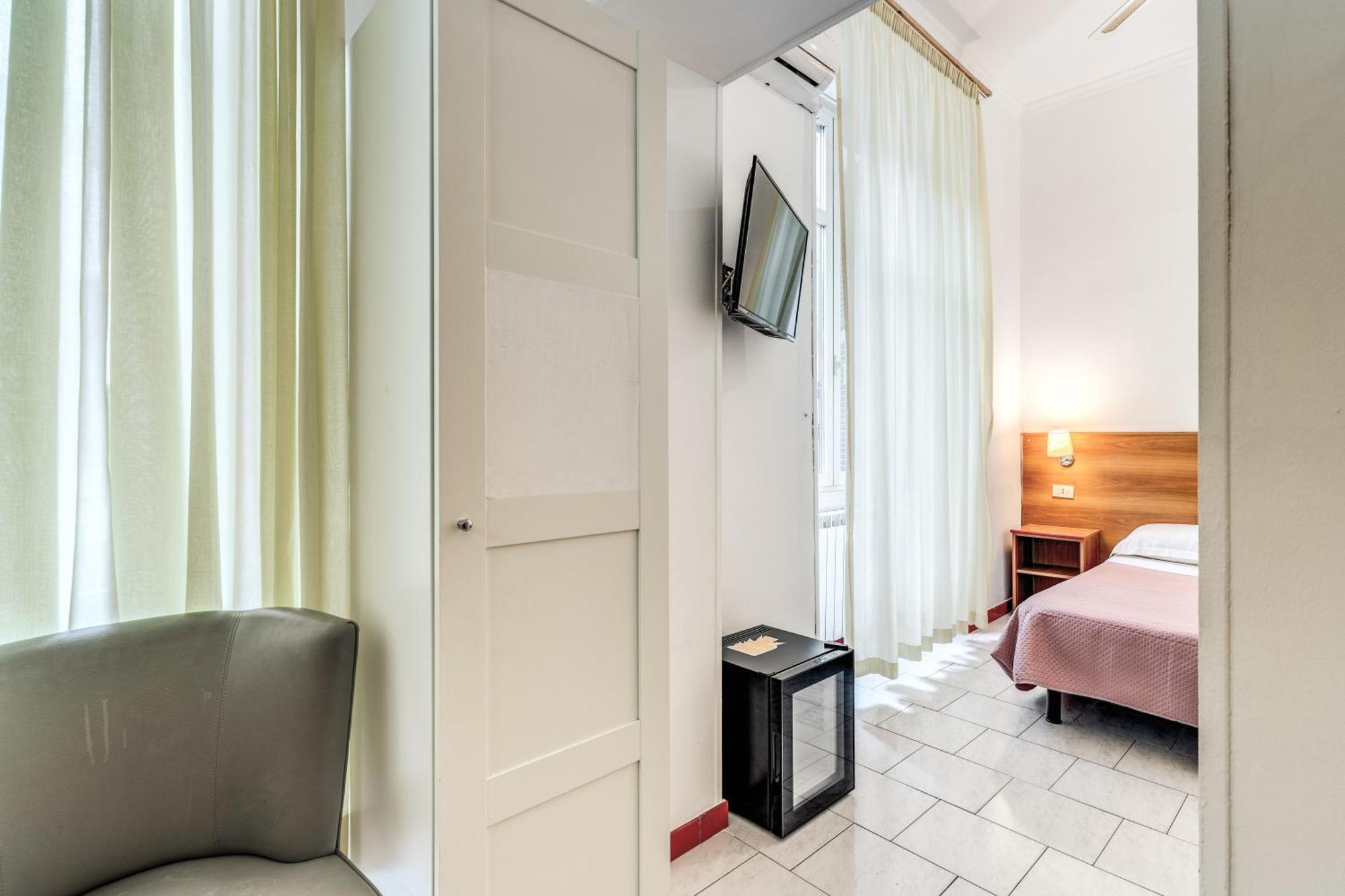 Hotel Altavilla 9 Rome Exterior photo
